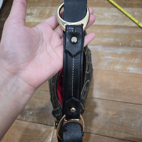 Dooney & Bourke CANVAS SHOULDER BAG - Picture 5 of 16